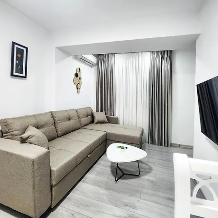 アパート We Blloku ティラナ